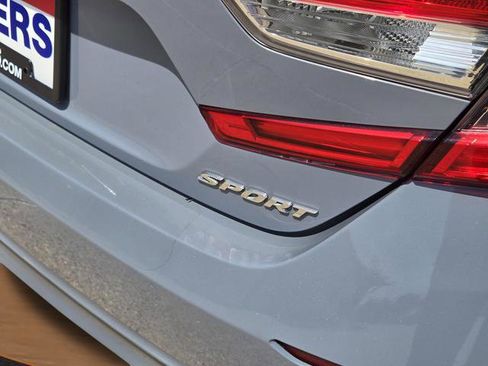 Used 2022 Honda Accord Sport image 31
