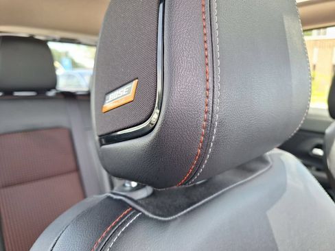 Used 2025 Nissan Kicks SR w/ SR Premium Package FWD image 28