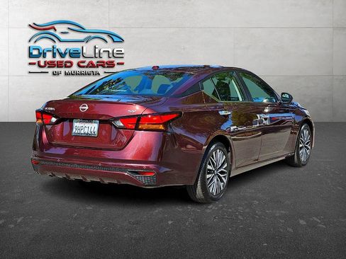 Used 2024 Nissan Altima 2.5 SV image 6