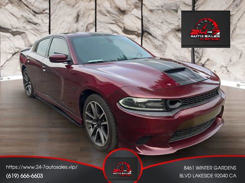 Used 2019 Dodge Charger R/T image 3