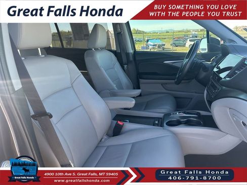 Used 2022 Honda Pilot Black Edition image 32