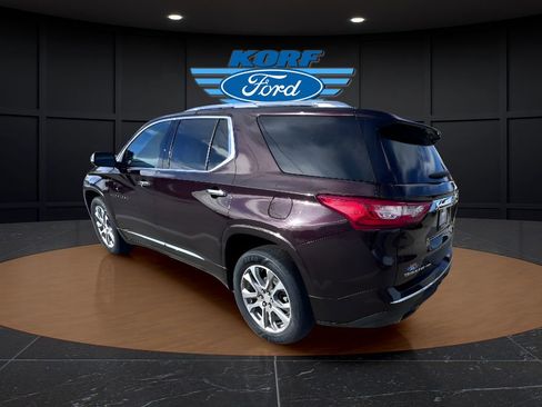 Used 2021 Chevrolet Traverse Premier image 4