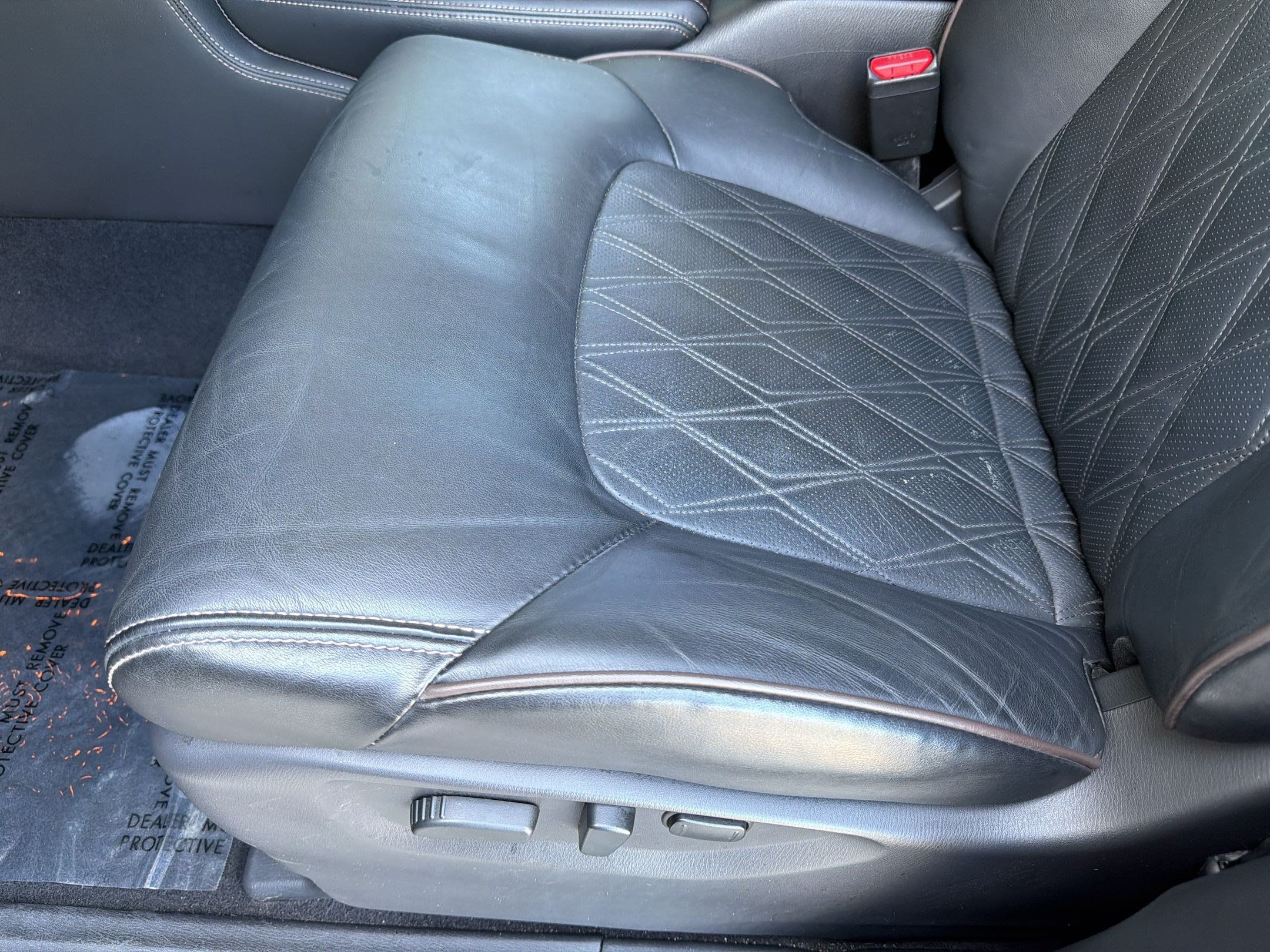 Used 2021 Nissan Armada Platinum w/ Captain's Chairs Package RWD image 14