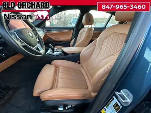 Used 2023 BMW 530i xDrive 530i xDrive w/ Premium Package image 12