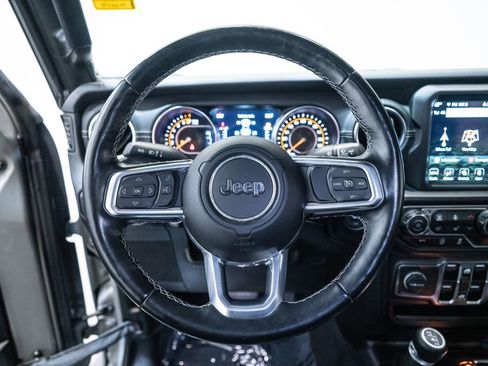 Used 2021 Jeep Gladiator Overland w/ Popular Equipment Package image 19