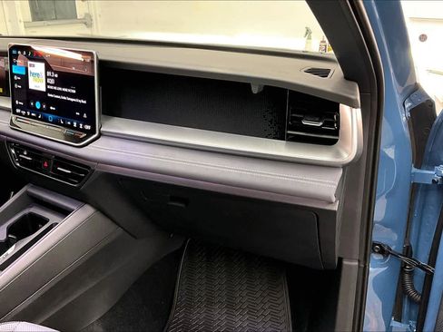 New 2026 Volkswagen Tiguan SE R-Line image 27