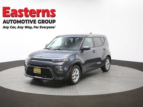 Used 2020 Kia Soul S FWD image 54