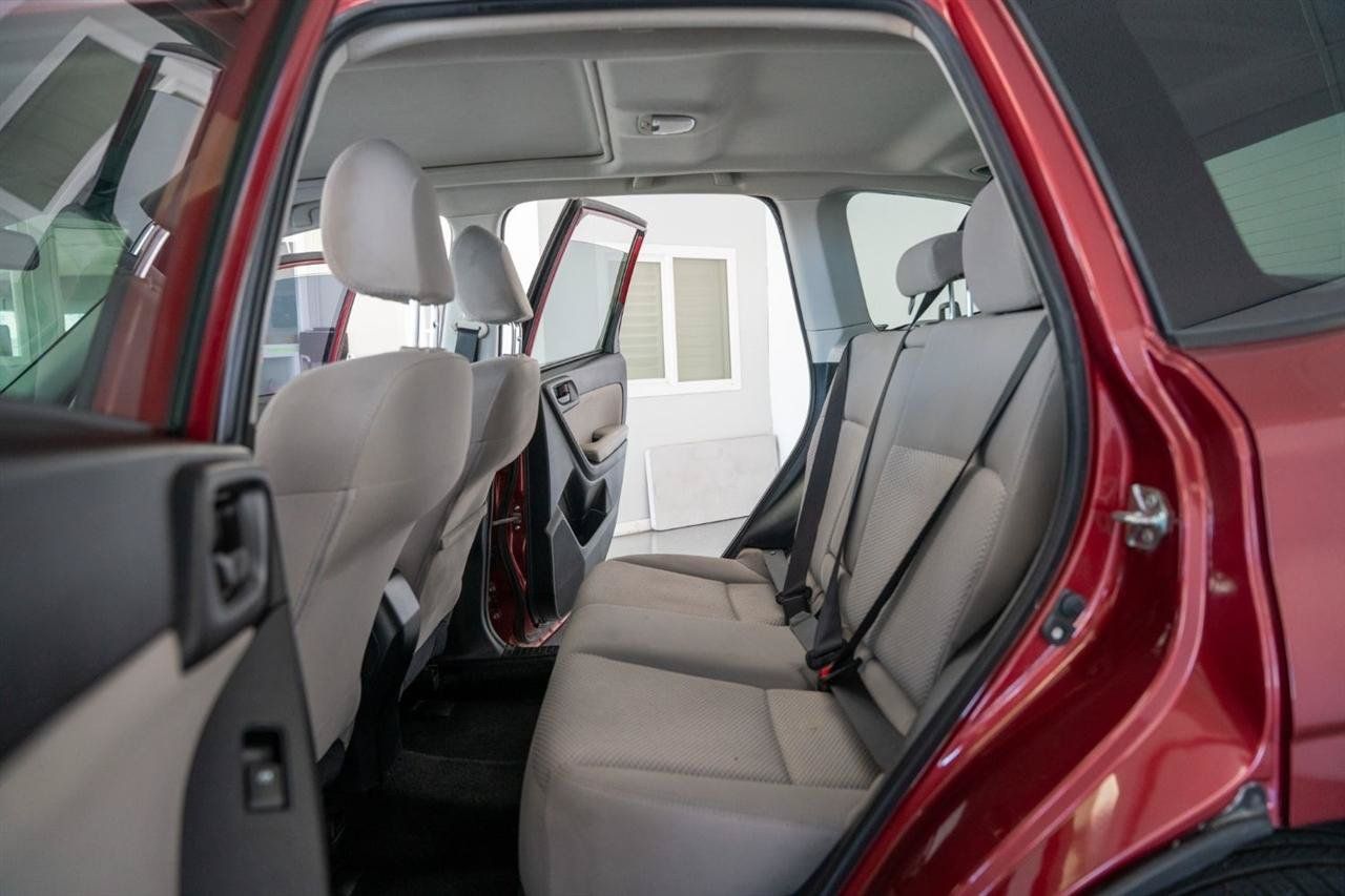 Used 2016 Subaru Forester 2.5i Premium AWD/4WD image 22