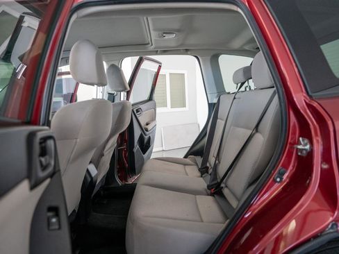 Used 2016 Subaru Forester 2.5i Premium AWD/4WD image 22