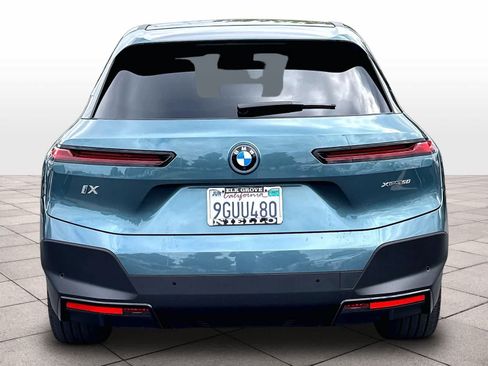Used 2024 BMW iX xDrive50 AWD/4WD image 8