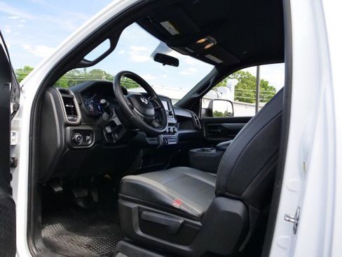Used 2022 RAM 3500 Tradesman RWD image 21
