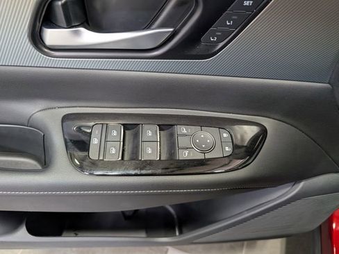 Used 2025 Nissan Murano SL AWD/4WD image 14