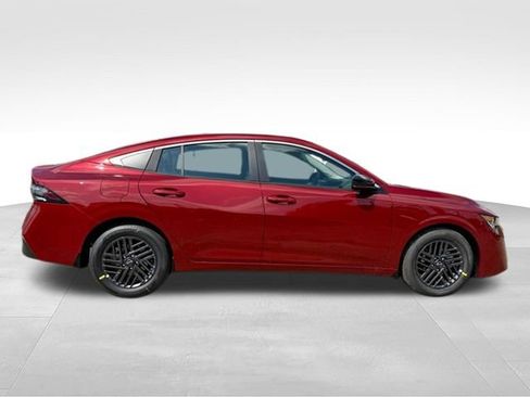 New 2026 Nissan Sentra SV w/ SV Convenience Package FWD image 8