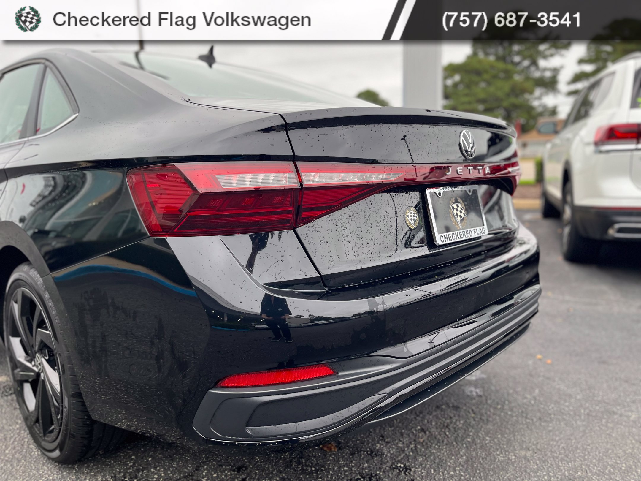 Used 2026 Volkswagen Jetta SE FWD image 5