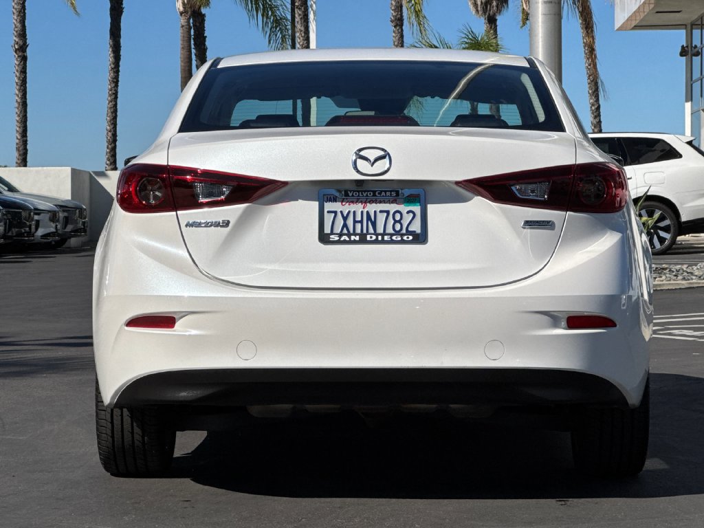 Used 2017 MAZDA MAZDA3 Touring FWD image 4