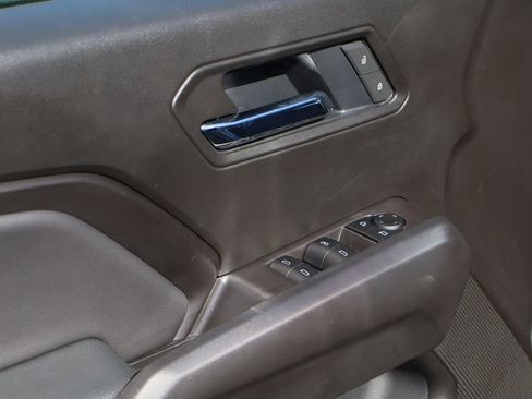 Used 2025 Chevrolet Colorado LT w/ Advanced Trailering Package image 18