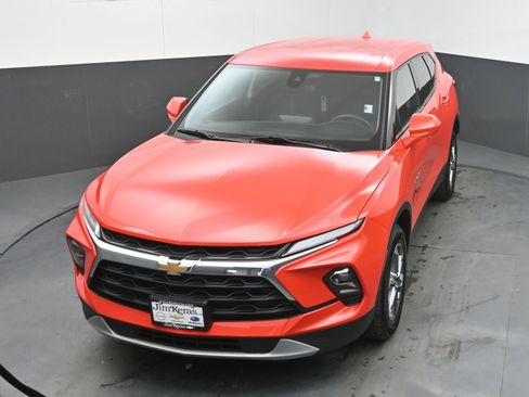 Used 2025 Chevrolet Blazer LT AWD/4WD image 33