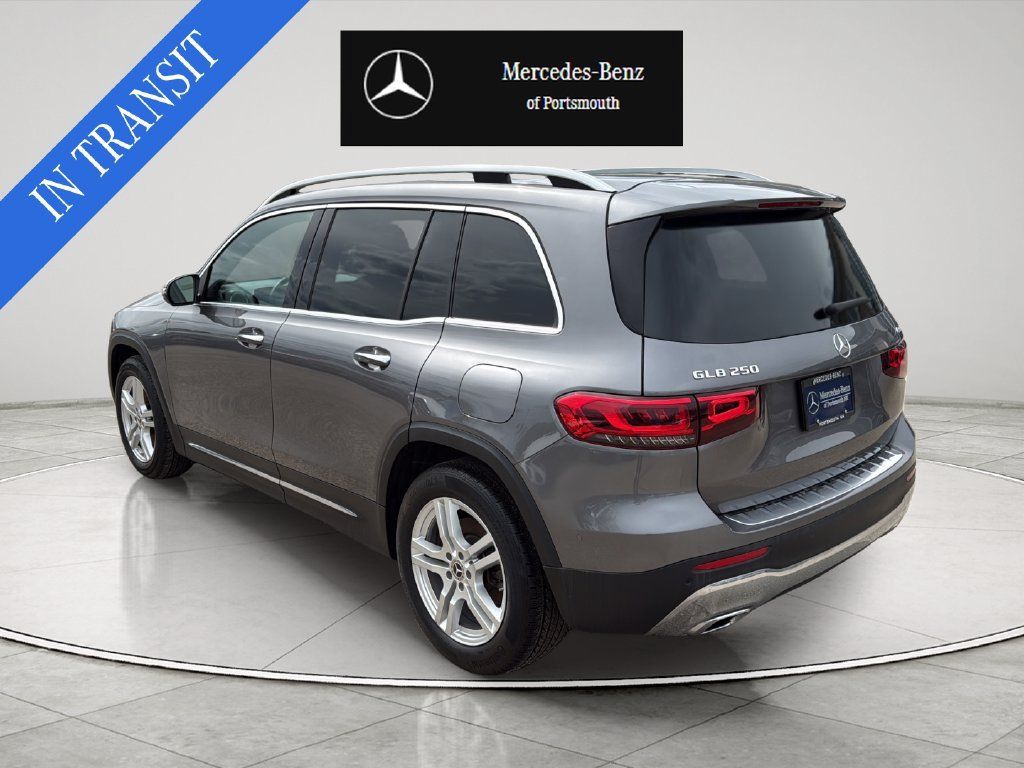 Certified 2022 Mercedes-Benz GLB 250 4MATIC image 3
