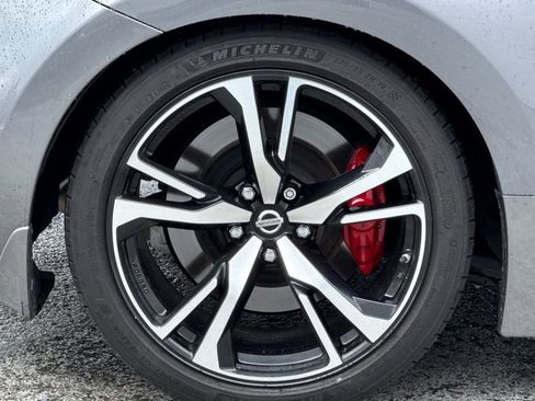 Used 2020 Nissan 370Z Touring Sport RWD image 23