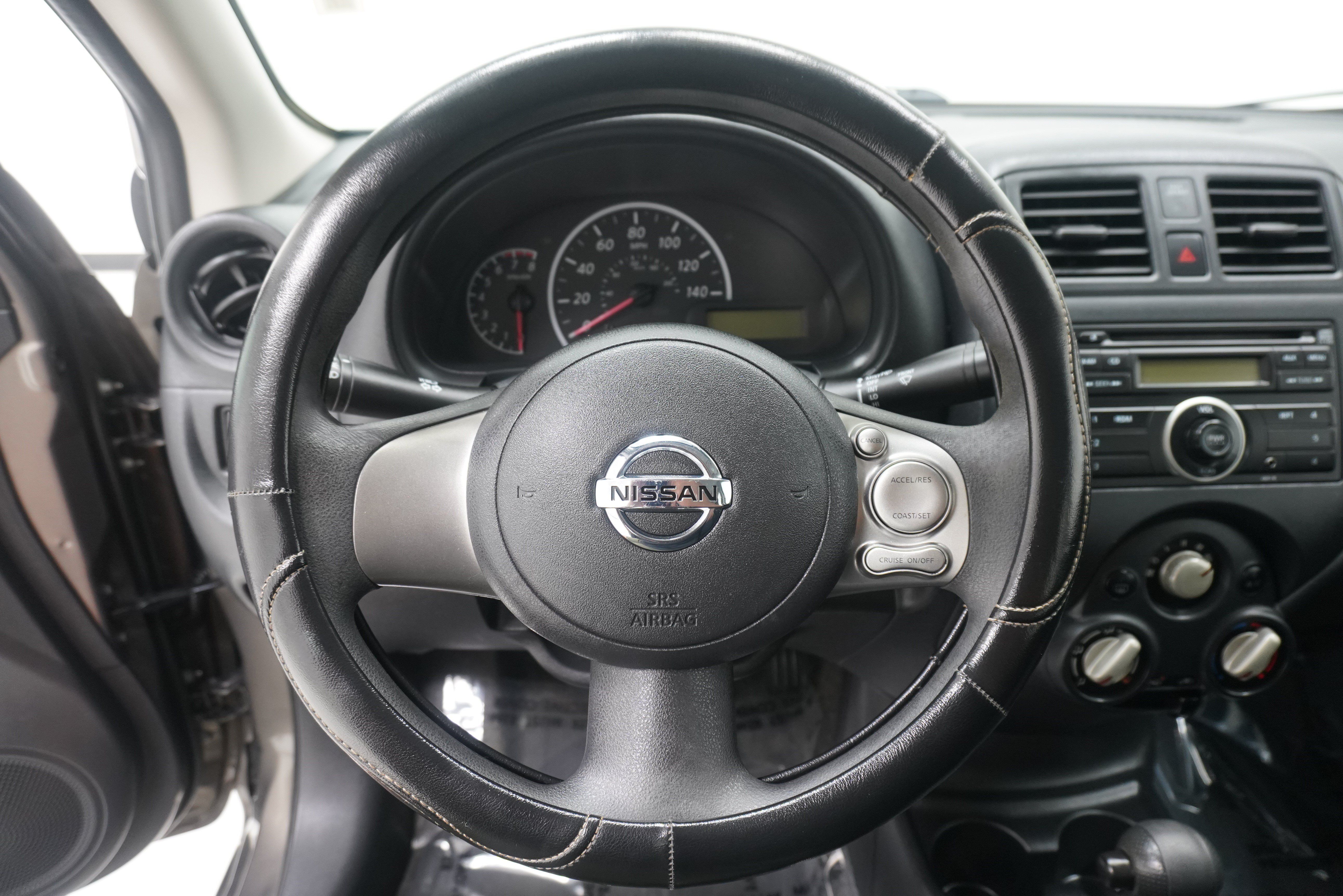 Used 2014 Nissan Versa S Plus FWD image 15