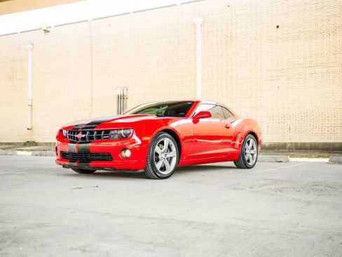 Used 2010 Chevrolet Camaro SS w/ RS Package image 39