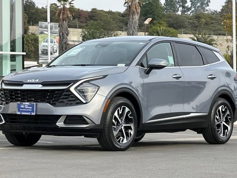 Used 2024 Kia Sportage EX image 7