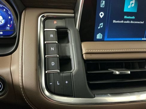 Used 2023 Chevrolet Tahoe High Country RWD image 13