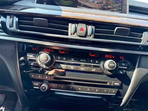 Used 2018 BMW X5 xDrive40e image 17