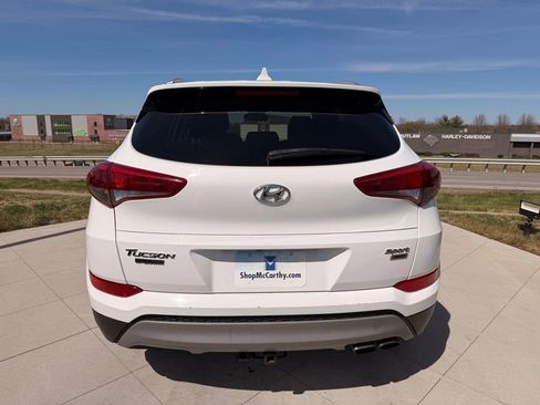 Used 2018 Hyundai Tucson Sport image 4