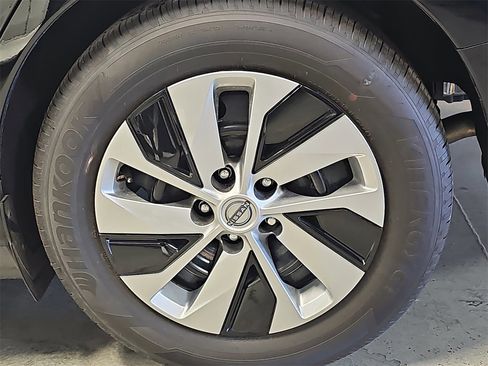 New 2025 Nissan Altima 2.5 S image 13