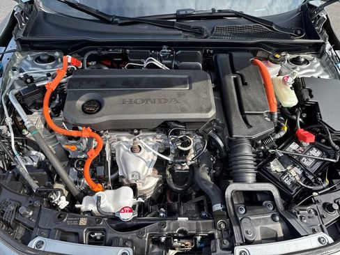 Used 2025 Honda Civic Sport image 13