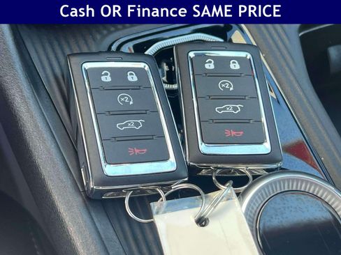 Used 2026 Jeep Cherokee Limited AWD/4WD image 29