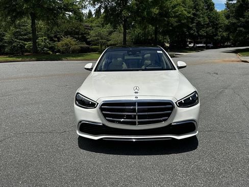 Certified 2023 Mercedes-Benz S 580 4MATIC Sedan image 3