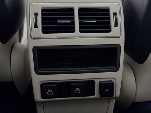 New 2026 Jaguar F-PACE R-Dynamic S image 25