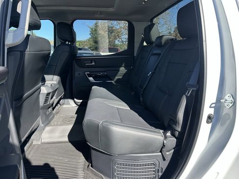 Used 2024 Toyota Tundra Limited image 9