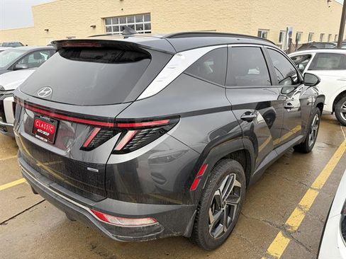 Used 2023 Hyundai Tucson SEL w/ Convenience Package image 2