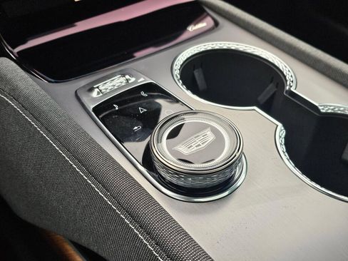 New 2026 Cadillac Vistiq Premium Luxury AWD/4WD image 44