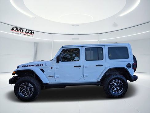 New 2026 Jeep Wrangler Unlimited Rubicon AWD/4WD image 6
