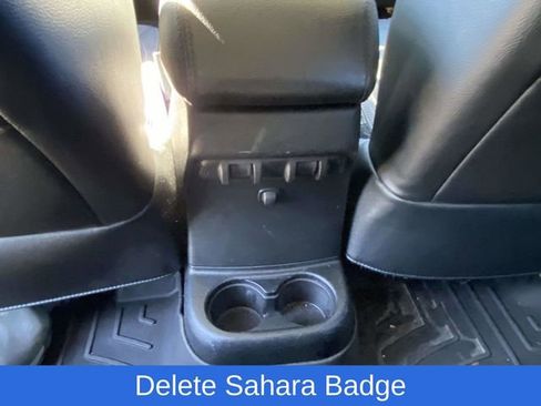 Used 2017 Jeep Wrangler Unlimited Sahara image 13