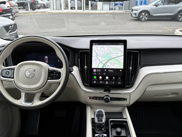 Certified 2026 Volvo XC60 B5 Ultra AWD/4WD image 24