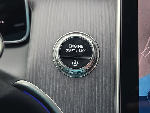 New 2026 Mercedes-Benz GLC 300 4MATIC image 25