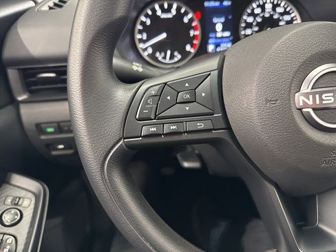 Used 2024 Nissan Sentra S image 18