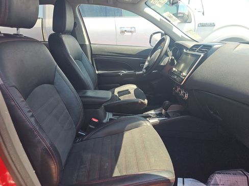 Used 2022 Mitsubishi Outlander Sport SE FWD image 15