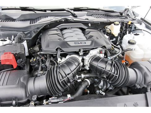 Used 2024 Ford Mustang GT Premium RWD image 33