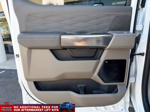 Used 2025 Ford F350 Platinum w/ Platinum Plus Package image 22