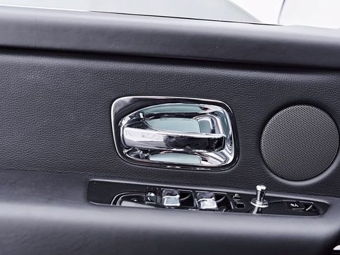 Used 2020 Rolls-Royce Cullinan AWD/4WD image 45