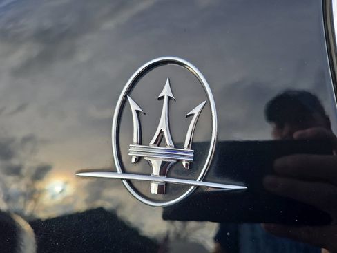 Used 2017 Maserati Quattroporte S GranSport image 25