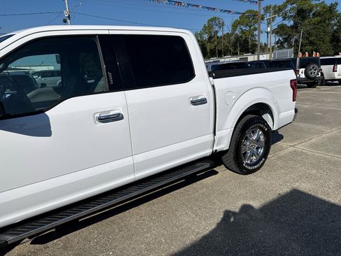 Used 2017 Ford F150 XLT w/ Equipment Group 301A Mid image 5