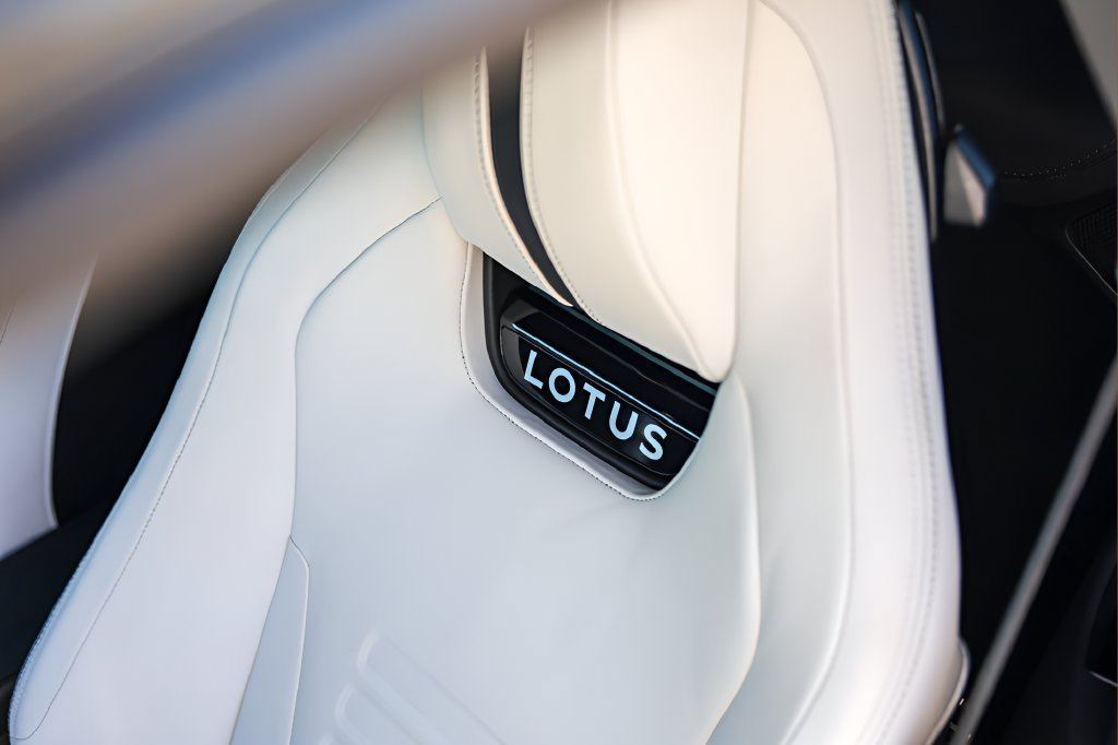 Used 2024 Lotus Emira First Edition RWD image 9