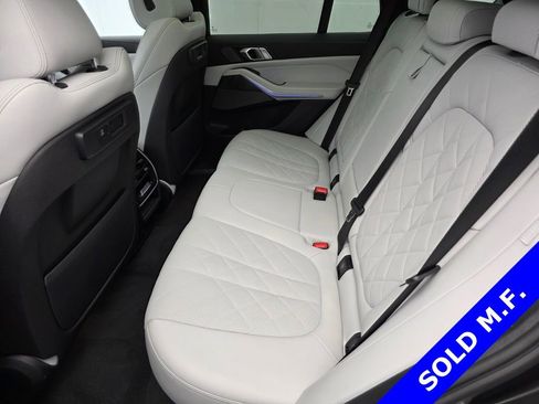 Used 2023 BMW X5 sDrive40i w/ Premium Package image 14